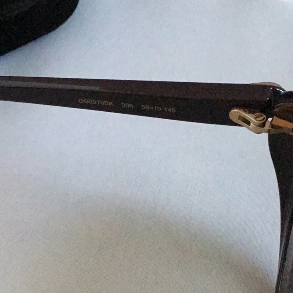 GUCCI SUNGLASSES FOR LADIES. - Picture 5 of 12
